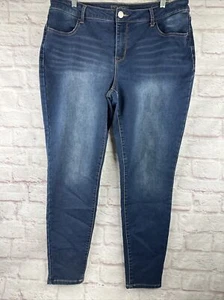 Maurices Damenjeans Gr. XL Reg mittlerer Aufstand dunkel gewaschen verblasst Denim dünn - Bild 1 von 6