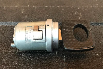 Mercedes-Benz Ignition Lock Cyl. w/ Key- 123-462-03-79 -For MBZ W123 300D & More - Изображение 1 из 4