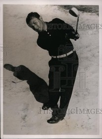 1935 Press Photo Ky Laffoon in sandtrap at Miami Biltmore Open golf - nes37529