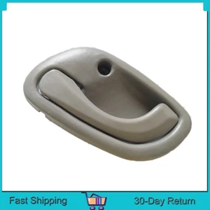 Inside Inner Front Rear Right Door Handle For 1999-2004 Chevy Chevrolet Tracker - Picture 1 of 8