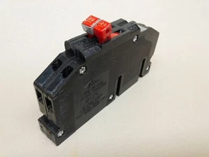 20 Amp GTE Sylvania or ZINSCO 20A 2 Pole 220-240V With Tie Bar 3/4" R38 BREAKER - Picture 1 of 5