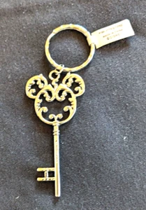 Silver Mouse Ears Key On a Silver Mickey Minnie Keyring Keychain NWTs - Picture 1 of 2