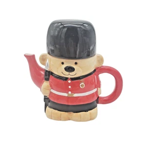 UK Guardsman Bear Teapot Ceramic Novelty England British Tunic Bearskin - Picture 1 of 6