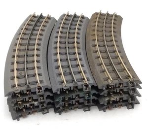 MTH 40-1042 RealTrax O42 Curved Solid Rail Track Sections (12) - Picture 1 of 4