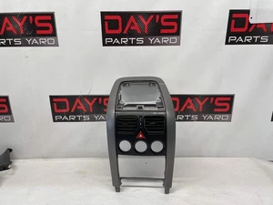 2005 Pontiac GTO Center Dash Radio HVAC Bezel Plate Panel Trim OEM - Bild 1 von 9