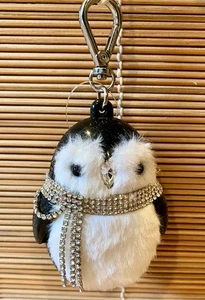 Bath & Body Works Pocketbac Sanitizer Holder Keychain Furry Bling Penguin Winter - Picture 1 of 3