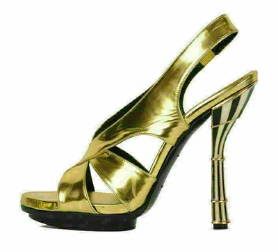 ZAPATOS BALENCIAGA SANDALIAS ESMALTE CUERO DORADO $1,575 talla 37 /US 6.5 Foto 1 de 4