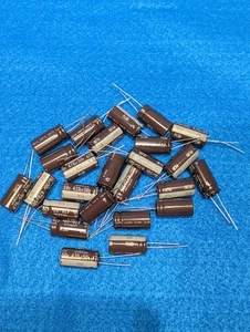 Qty(25) 470uF, 50V, 105C, 12.5 x 25 Radial, 5mm LS, Capacitors, Nichicon - Picture 1 of 4