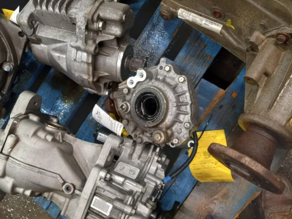 CAJA DE TRANSFERENCIA NISSAN ROGUE 2014-2020 2,5 L CONSTRUIDA EN EE. UU. 1723204 Foto 1 de 1