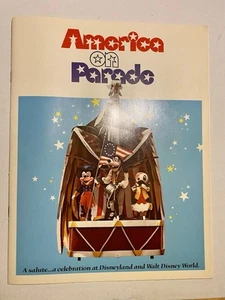 America on Parade Walt Disney World / Disneyland - Bicentennial Booklet - 1975 - Bild 1 von 10