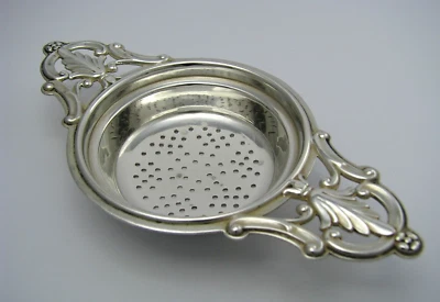 WEBSTER PLATA ESTERLINA COLADOR DE TÉ LIMÓN COLADOR TAMIZ c1950s Excel Sin Mono Foto 1 de 4