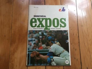 Montreal Expos 1970 official yearbook - Second season, Rusty Staub - Imagen 1 de 8