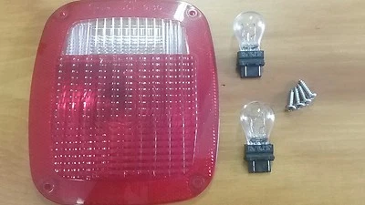 Grote 9130 lens, bulbs and screws. Slightly used. One lens per pack with 2 bulbs - Imagem 1 de 4