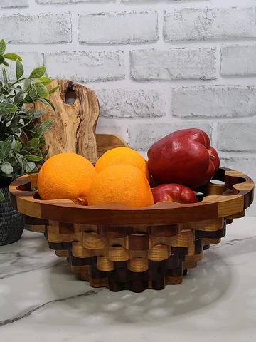 Handmade Wood Scroll Saw Scalloped Honeycomb Decorative Bowl Fruit Basket Cover