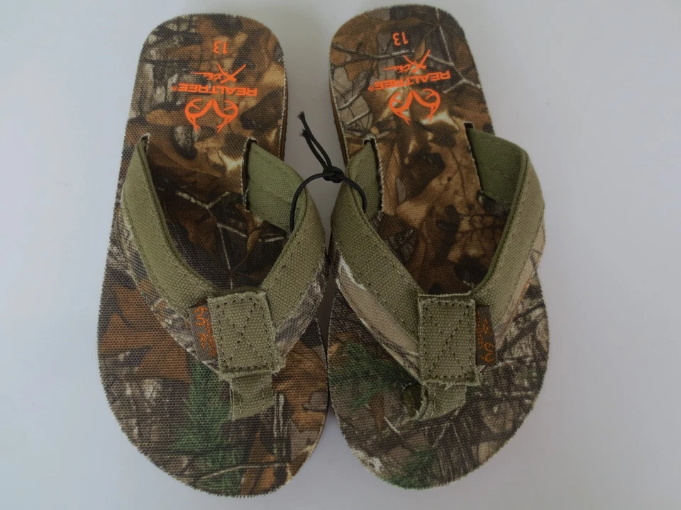 NEW Boy Toddler *12* or *13* REALTREE Camo Flip Flops Thong Sandals REAL TREE - Image 1 of 3
