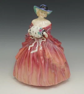 ROYAL DOULTON BONE CHINA GENEVIEVE LADY MIT MUFF FIGUR HN 1962 1940er - Bild 1 von 7
