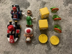 Jakks Pacific Super Mario 2,5" Konvolut 11 gemischte Figuren Mario Kart Luigi Toad - Bild 1 von 5