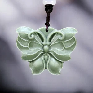 Natural Real Jade Butterfly Pendant Necklace Carved Jewelry Gift Luxury Vintage - Picture 1 of 11