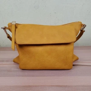 Shiraleah Chicago Jesse Mustard Yellow Vegan Leather Crossbody Purse Bag - Picture 1 of 13