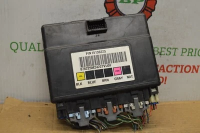 Módulo de control de carrocería Chevrolet Tahoe 2003-06 15136225 unidad BCM 136-6g7 Bx 4 Foto 1 de 4