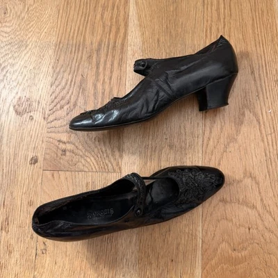 c. 1910s–1920s Sorosis Beaded Leather Mary Janes – Edwardian Antique Heels - Image 1 of 4