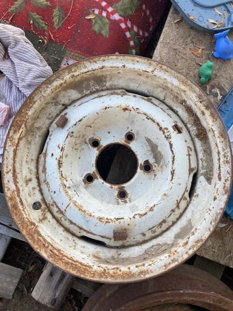 Rueda camioneta pickup Studebaker 15x5 1955 1950 2r4 2r5 2r10 2r15 Foto 1 de 1