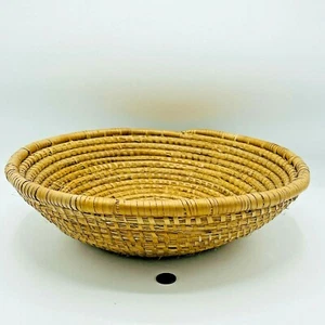 Vintage handgewebte natürliche Korbschale 13" aufgerollt Boho Landhaus Kerngewebe - Bild 1 von 9