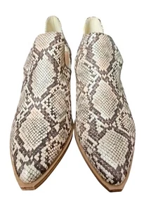 CHINESE LAUNDRY Women's Booties Snake Size 8.5 (EU 39) - Picture 1 of 5
