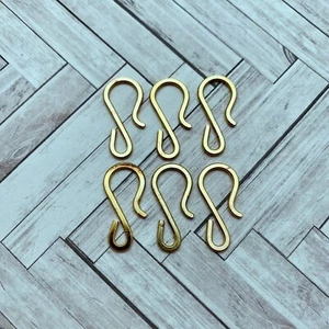 Shiny Brass Hook Clasps (MCL15) - Picture 1 of 7