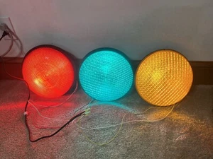 SET DE SEMÁFORO LED ROJO AMARILLO VERDE CUEVA DEL HOMBRE - 3x - 12" de diámetro - Imagen 1 de 11