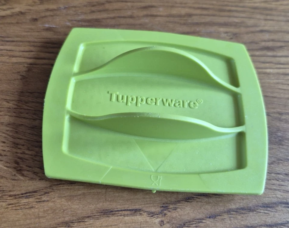 Tupperware, CombiPlus, Multi Reibe, Ersatzteil Reibehilfe/Fingerschutz - Bild 1 von 2