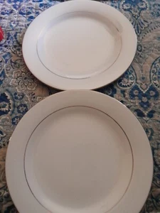 Elegant Gold 10 1/2 Inch Dinner Plate Replacement K Mart Corporation - Picture 1 of 5