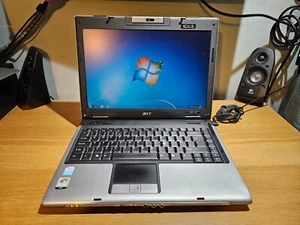 14" Acer Aspire 3682WXMi Celeron 1.6GHz 2GB 160GB Vintage Retro Windows 7 Laptop - Picture 1 of 5