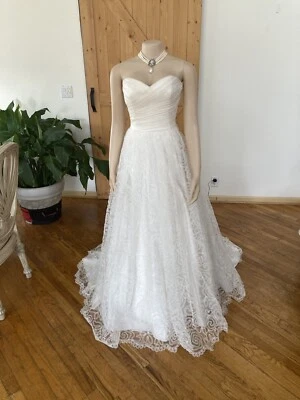 Augusta Jones Wedding Dress size 12 Ivory Sample Gown.  A-Line - Image 1 of 4