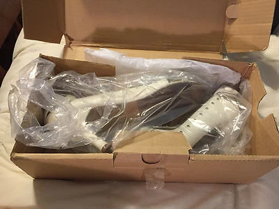 NEW WOMENS COUP D’ETAT WHITE HIGH HEELS SHOES SIZE 7.5M! - Image 1 of 4