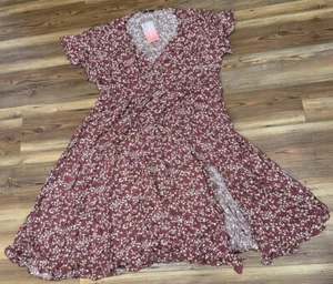 NWT Bloomchic Cinched Waist, Side Slit, Faux Wrap Short Sleeve Dress ~ Size 28 - Picture 1 of 9