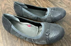 ROS HOMMERSON GRAY SUEDE LEATHER SLIP ON CAP TOE FLATS "ROSITA" SZ 10.5 M - Picture 1 of 10