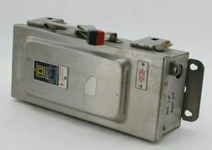 Square D HU361DS Stainless Steel Enclosed Switch (Hole on Top & Bottom) - Picture 1 of 9