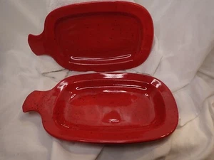 Pfaltzgraff Nuance of Red Set of 2 Plates/Trays with handles - Picture 1 of 7