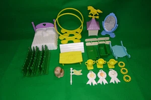Various original My Little Pony items, signs of use. I have also got some ponies - Picture 1 of 10