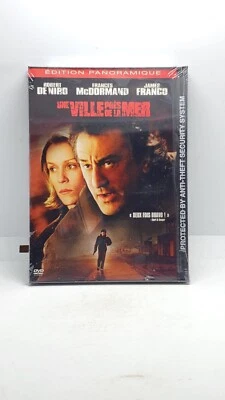  Une Ville Près de la Mer French DVD New Snapcase  - Image 1 of 2