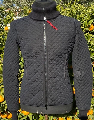 Chaqueta de bombardero acolchada acolchada acolchada ligera de lujo Prada para mujer cremallera completa calce ajustado talla M Foto 1 de 4