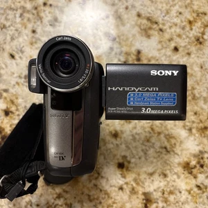 Sony DCR-PC350E MiniDV PAL Camcorder AV/DV-in Handycam Tape Videokamera - Bild 1 von 6