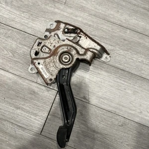 Parking Brake Foot Control Lever Module 2015-17 Escalade Silverado Tahoe Sierra - Picture 1 of 5