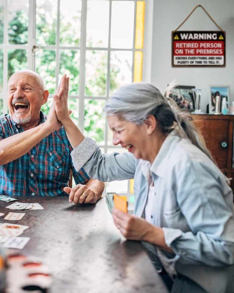 Divertidas decoraciones de fiesta de jubilación - Regalos de jubilación para mujeres/hombres - 8x12 pulgadas... Foto 1 de 4