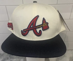 Atlanta Braves Logo Snapback Mütze Pro Standard Eierschale/Marine Neu mit Etikett - Bild 1 von 5
