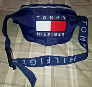 Vintage 1990s TOMMY HILFIGER Navy Bum Bag/Fanny Pack/Cross Body Travel/Waist Bag - Picture 1 of 10