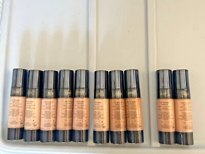 Cle de Peau Radiant Fluid Foundation 9ml .3 fl oz pump various shades - Image 1 of 2