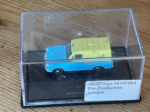 VANS Campione retrò pre produzione modello Walls furgone gelato in scatola perspex 76105004