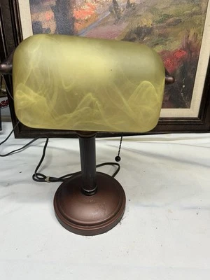 15 in. Lámpara de banqueros de bronce frotado con aceite con cadena de tracción de Hampton Bay usada Foto 1 de 4